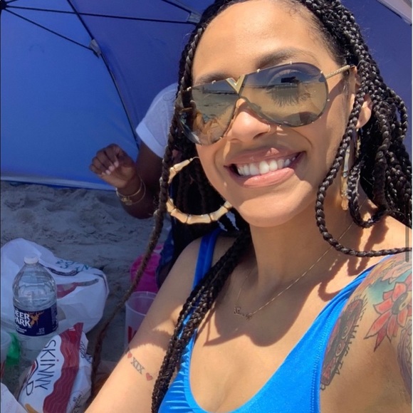 ***SOLD***Louis Vuitton Sunglasses Drive (Aviators) - Picture 5 of 6